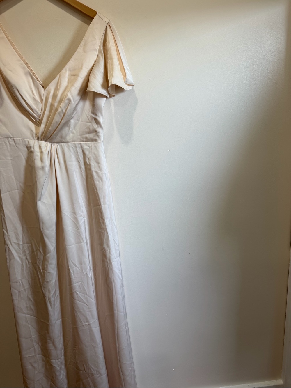 🆕 NWT Azazie Soren in White Alabaster A-Line Pleated Stretch Satin Maxi Dress - Picture 8 of 10